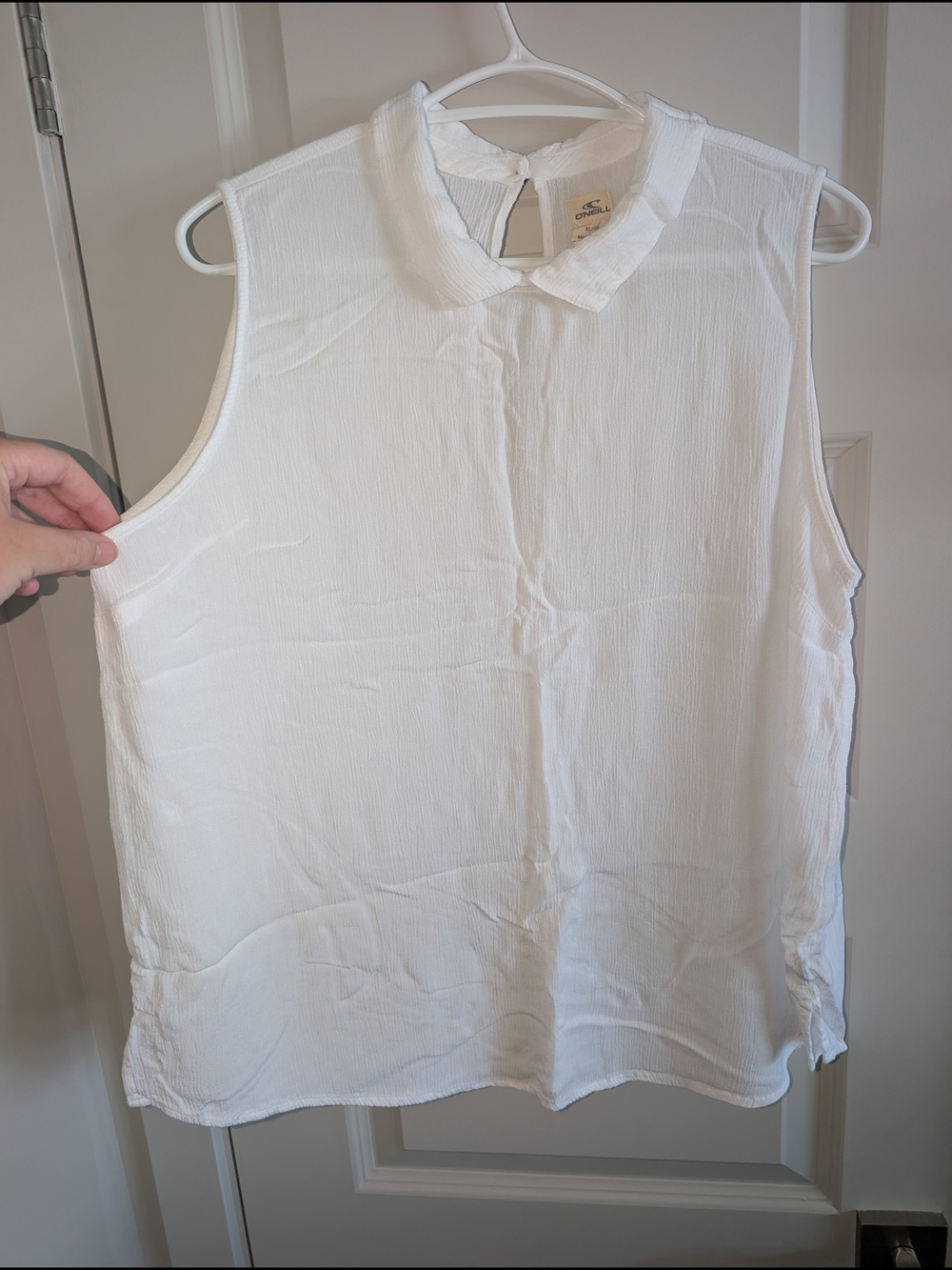 2/30$ 💓 NWOT O'Neill White Sleeveless Collared Blouse